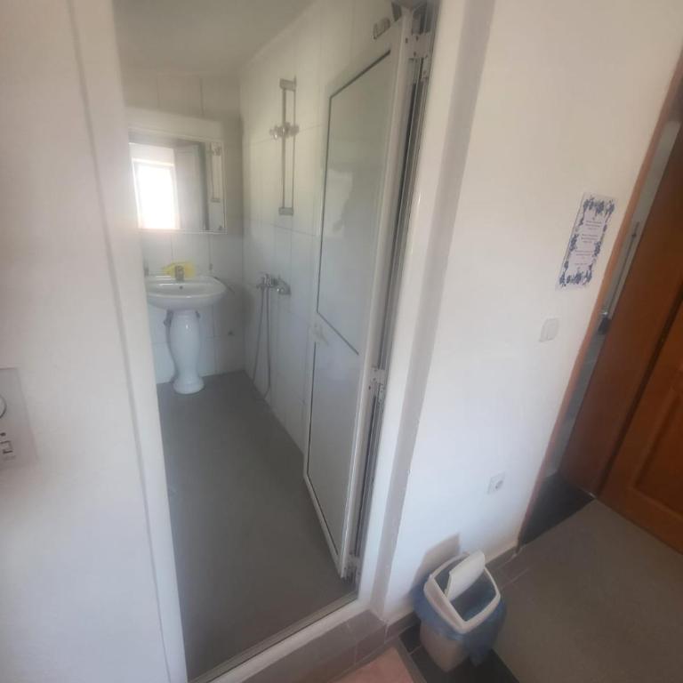 Apartment Asko - Deluks Dvokrevetna Soba sa Bračnim Krevetom - 18