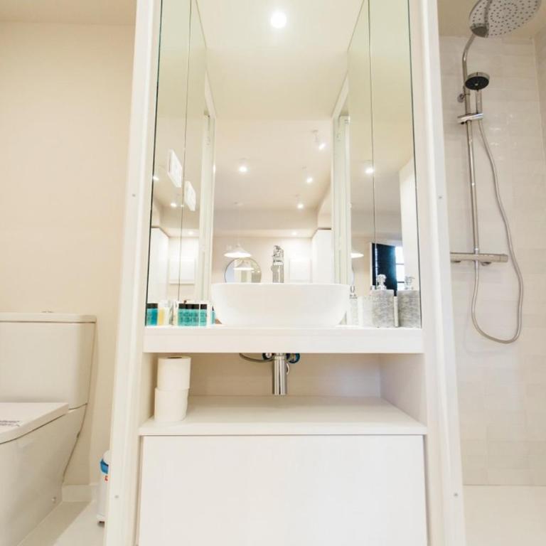 1 bedroom 1 bathroom - La Alfalfa - Cozy study - One-Bedroom Apartment - 16