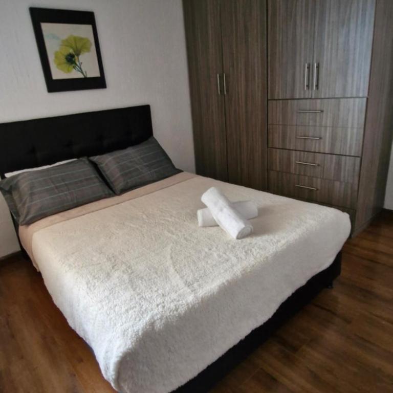 Corferias Inn family - Apartamento de 3 dormitorios - 1