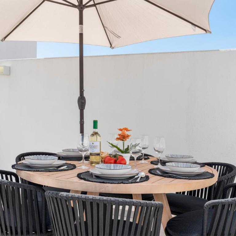 Solarium Penthouse Walk to Beach & Old Town - Apartamento de 3 dormitorios con vistas a las montañas - 18