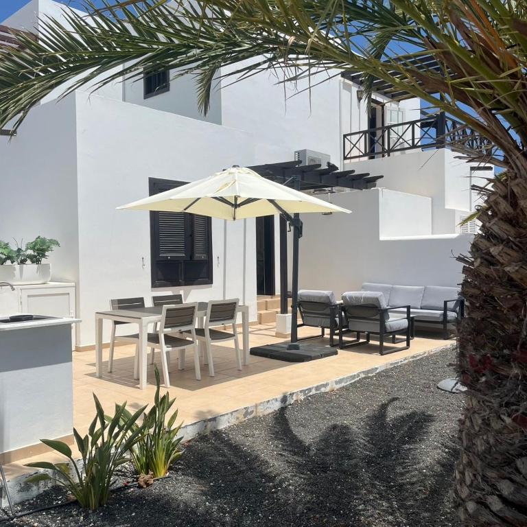 Lovely Casa Felicidad, swimming pool, Wifi x private garden - Two-Bedroom House - 58