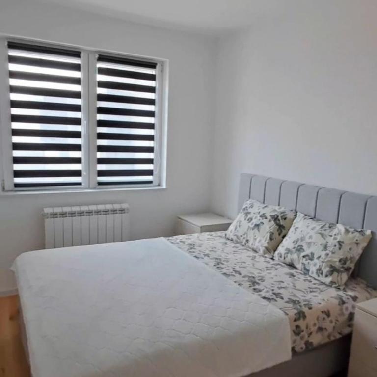Stan na dan- Sara - Apartman sa 1 Spavaćom Sobom - 2