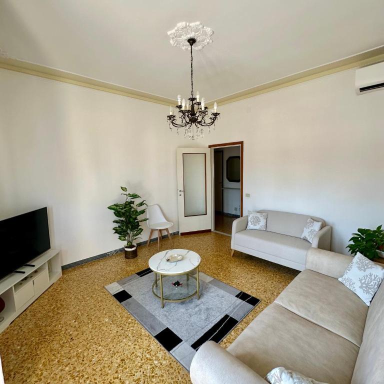 Maili Home - Appartamento con 2 Camere da Letto - 2