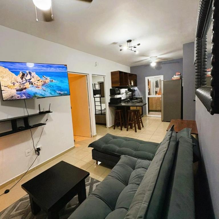 RoMig Travel & Properties - Two-Bedroom Apartment - 8
