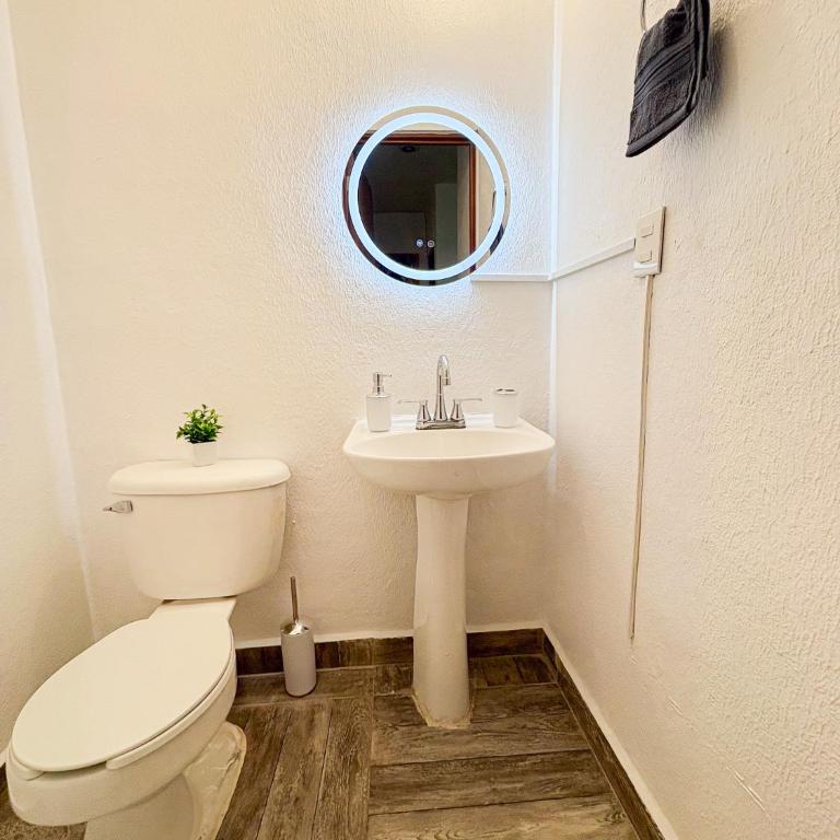 Modern 2BR Apt-3 Baths-Pool-Wi-Fi-Steps to Beach - Apartamento de 2 dormitorios - 25