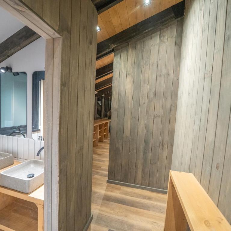 Roble Viejo Lodge - Classic Quadruple Room - 2