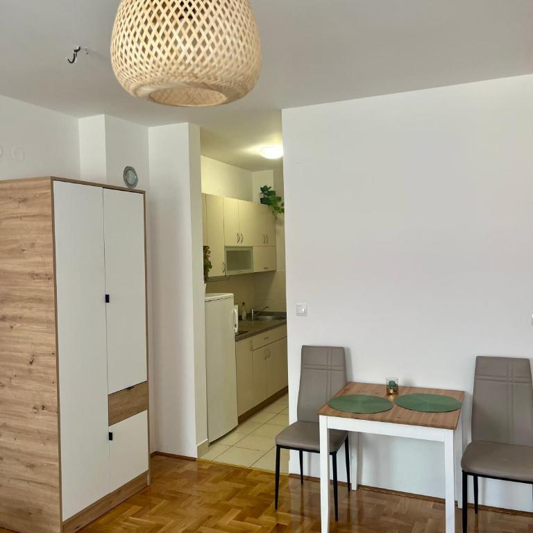 Tik-tak City center - Apartman sa 1 Spavaćom Sobom - 10
