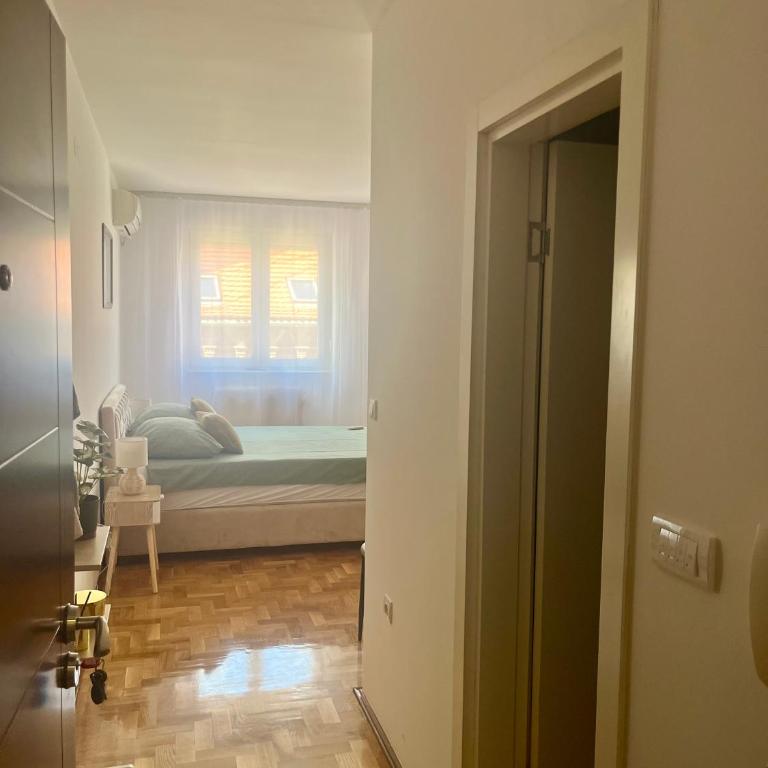 Tik-tak City center - Apartman sa 1 Spavaćom Sobom - 17