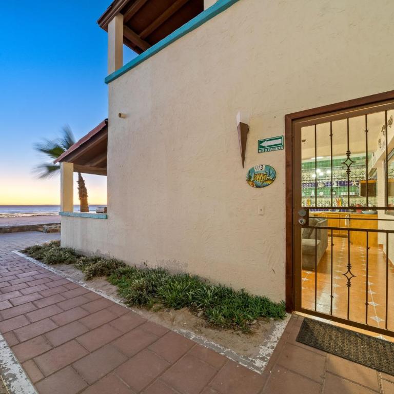 Las Gaviotas 2BR 2BA Ocean View 1st FL- 413 - Apartamento - 83