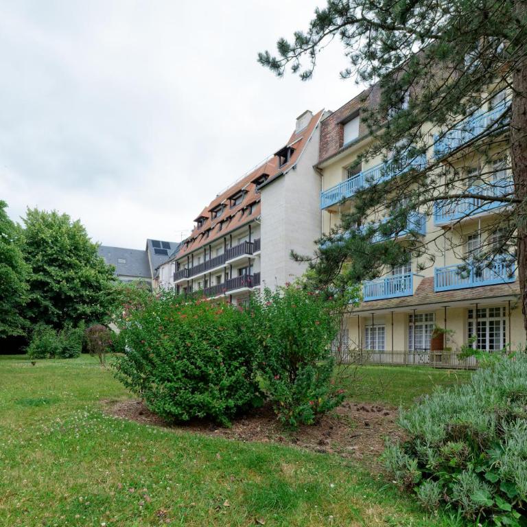 CASTEL SAINT CLAIR - Charmant Studio plein centre avec Parking - One-Bedroom Apartment - 26