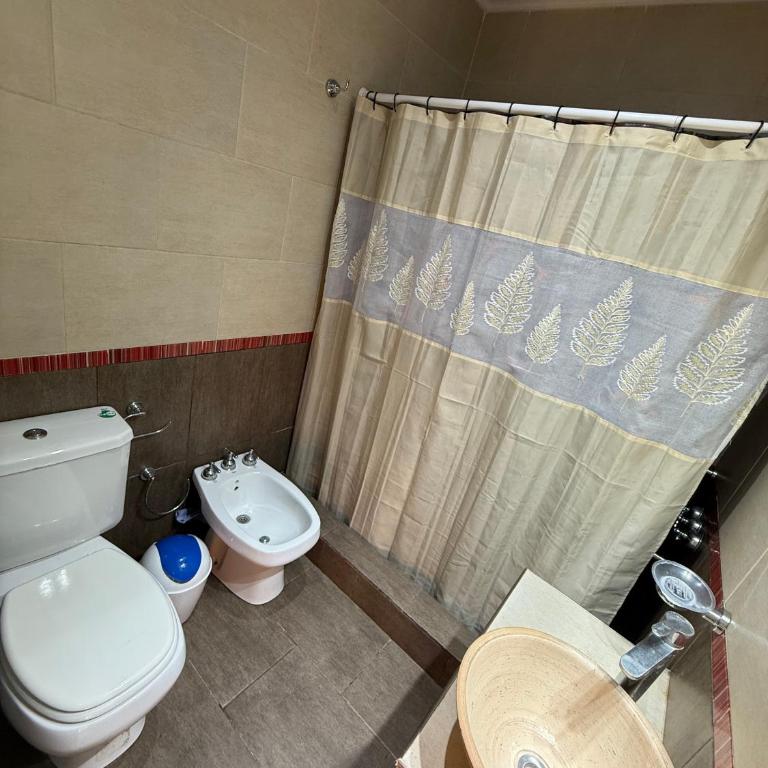 Casa familiar en City Bell - Casa con 1 dormitorio - 11