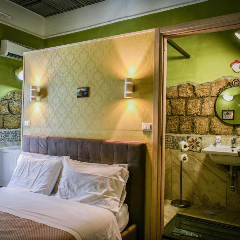 Le suite Vomero - Two-Bedroom Apartment - 1