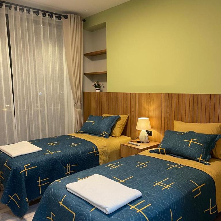 Mirador del Parque - Two-Bedroom Apartment with City View - 15