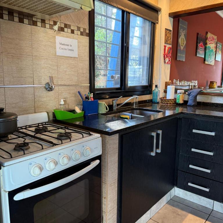 Quinta en City Bell - Three-Bedroom House - 9