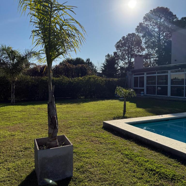 Quinta en City Bell - Three-Bedroom House - 16
