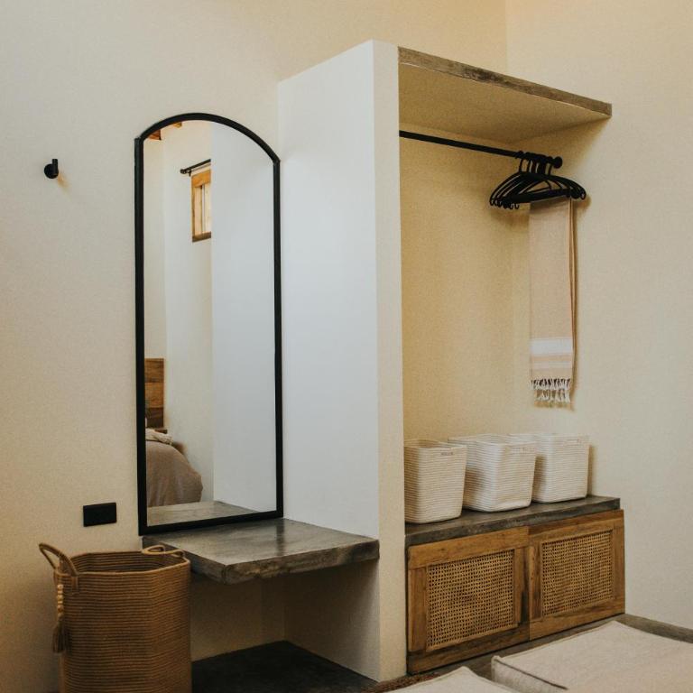 Idilio Beach Apartments - One-Bedroom Apartment - Oceanfront - 4