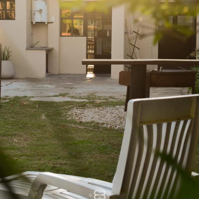 Casa con piscina en City Bell - Two-Bedroom House - 8