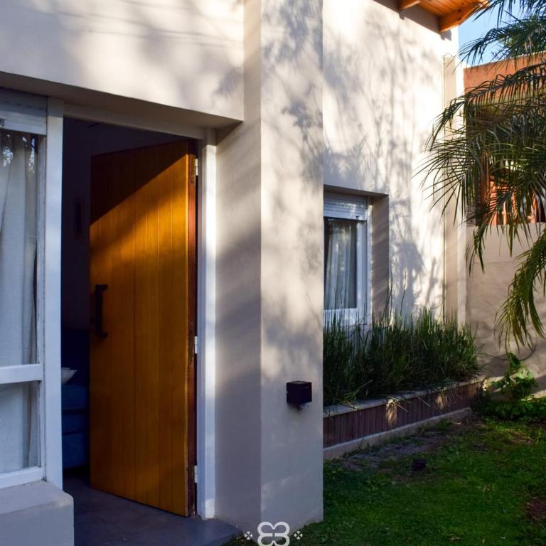 Casa con piscina en City Bell - Two-Bedroom House - 9