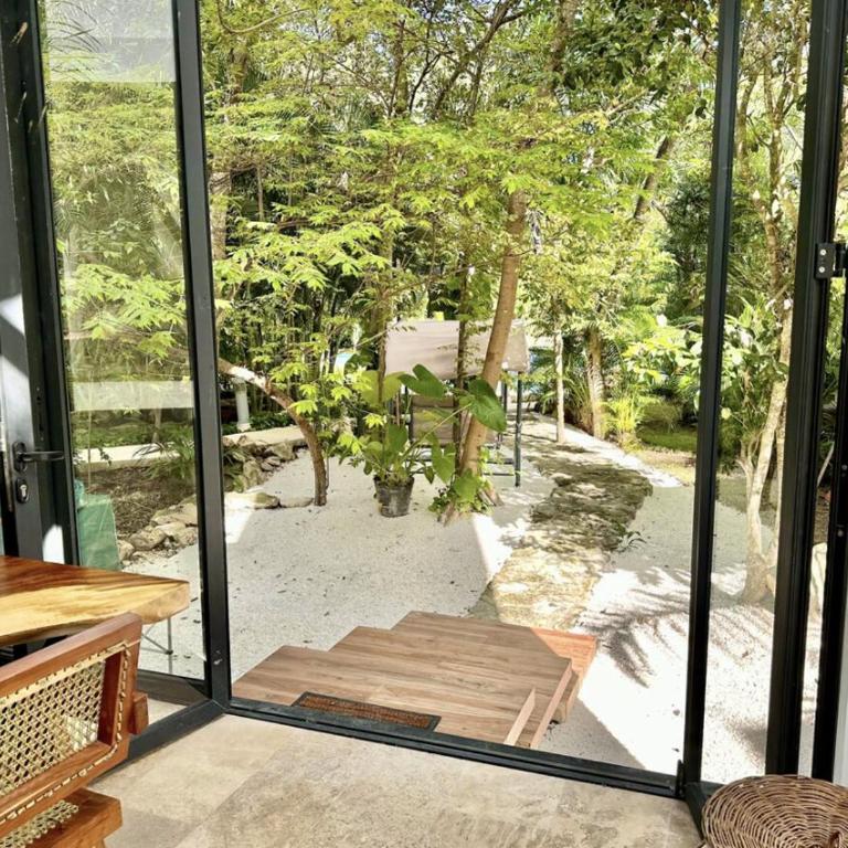 GLASS JUNGLE VILLA with amazing green views -10 min DT - Casa de 3 dormitorios - 18