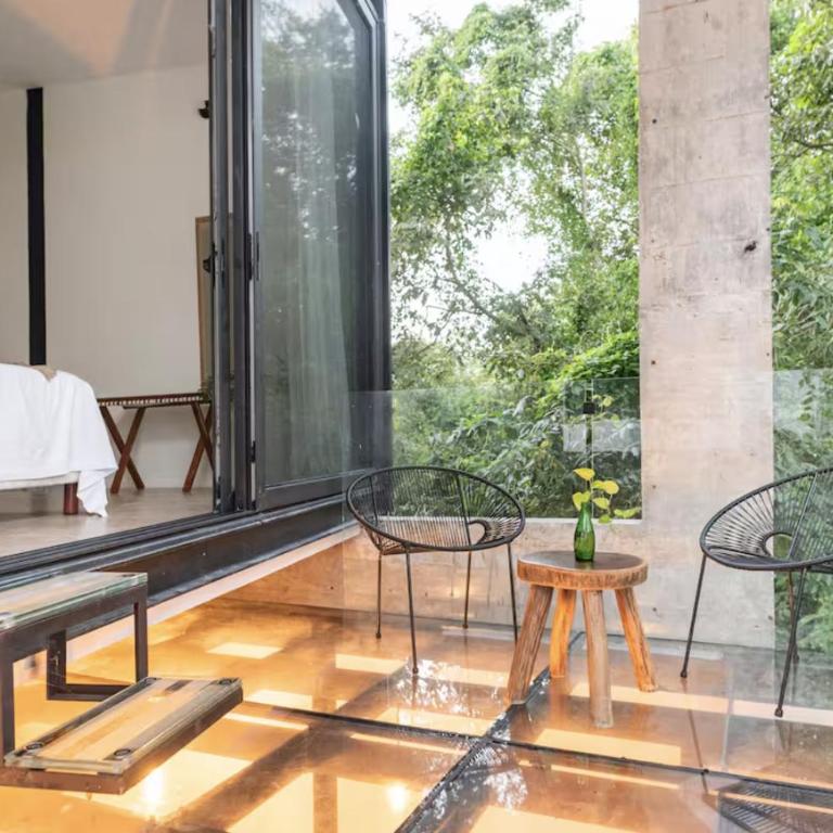 GLASS JUNGLE VILLA with amazing green views -10 min DT - Casa de 3 dormitorios - 64