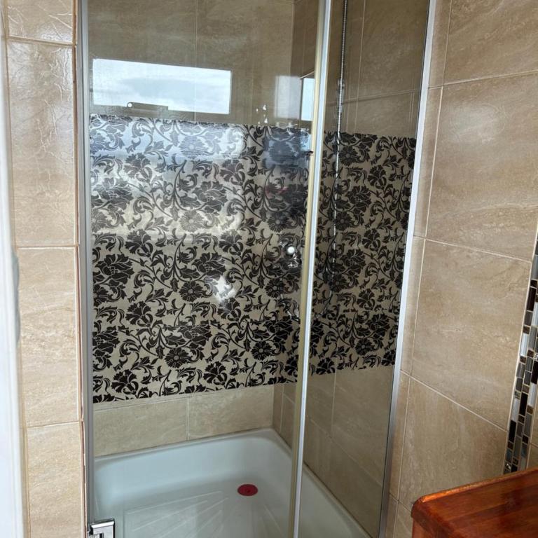 Vistas soñadas, centro, calido, ubicacion ideal - Two-Bedroom Deluxe Apartment - 20