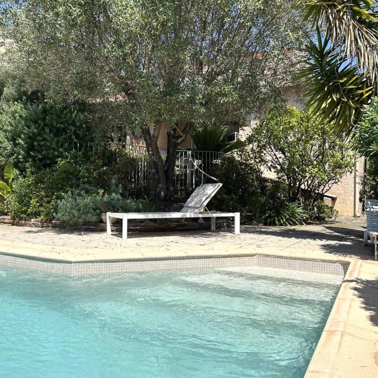 Villa spacieuse avec piscine privative à Bormes-les-Mimosas - FR-1-251-867 - Maison de Vacances - 2