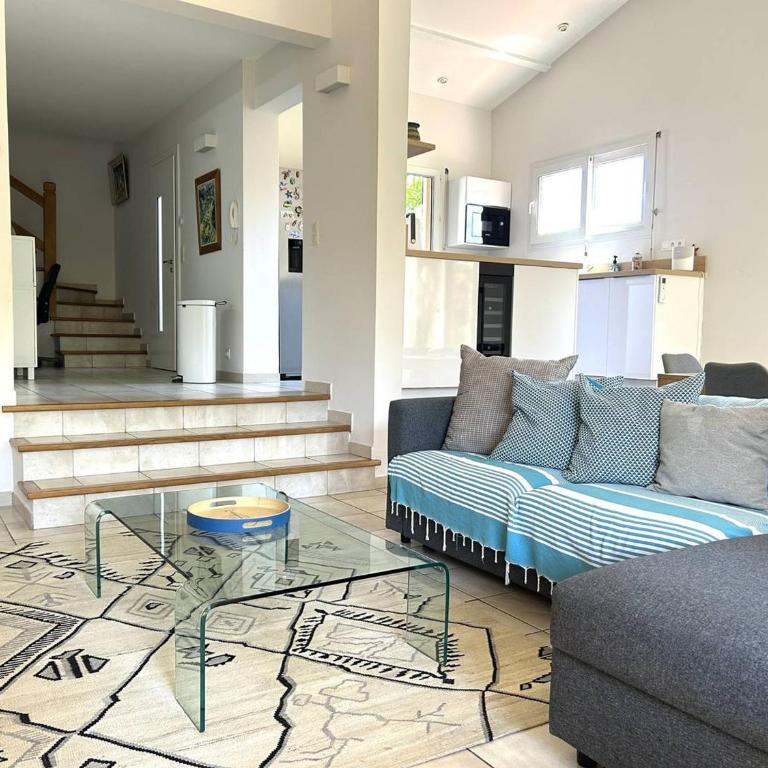 Villa spacieuse avec piscine privative à Bormes-les-Mimosas - FR-1-251-867 - Maison de Vacances - 6