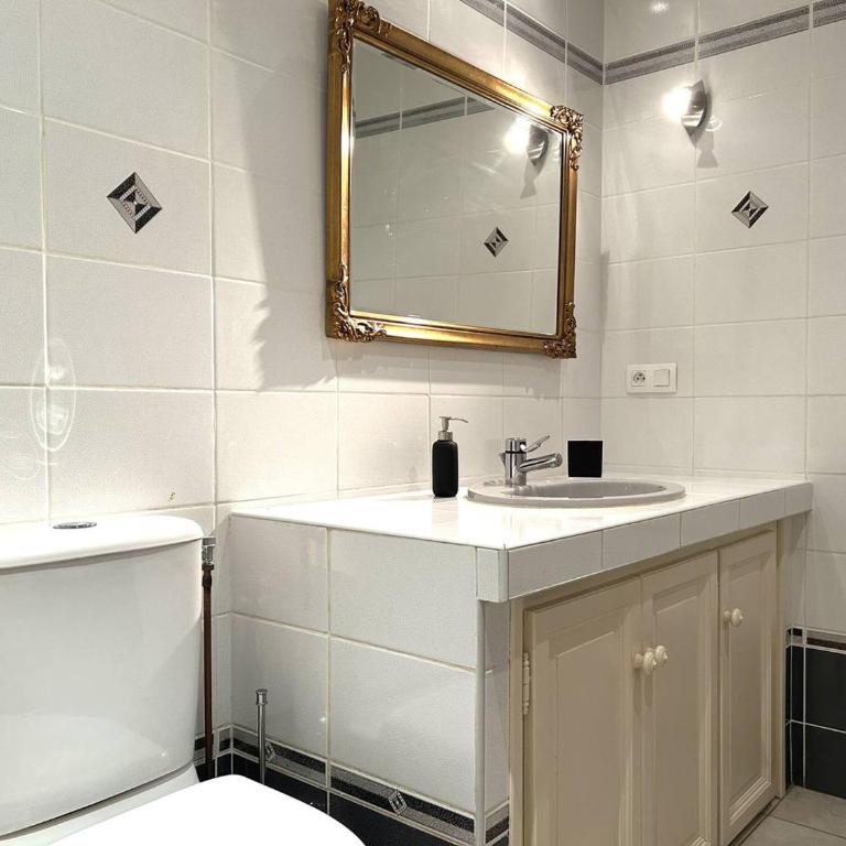 Villa spacieuse avec piscine privative à Bormes-les-Mimosas - FR-1-251-867 - Maison de Vacances - 13