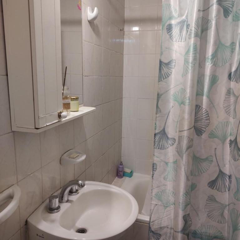 Vista sur - One-Bedroom Apartment - 9