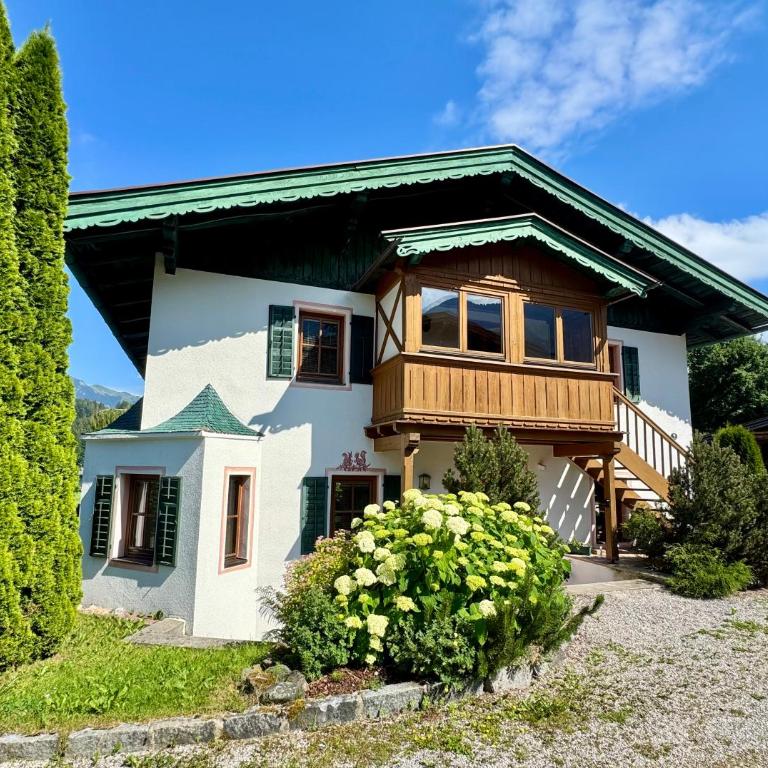 ALPIN CHARME APARTMENTS 3 x Boutique Alpine Living - Apartment mit 2 Schlafzimmern - 1