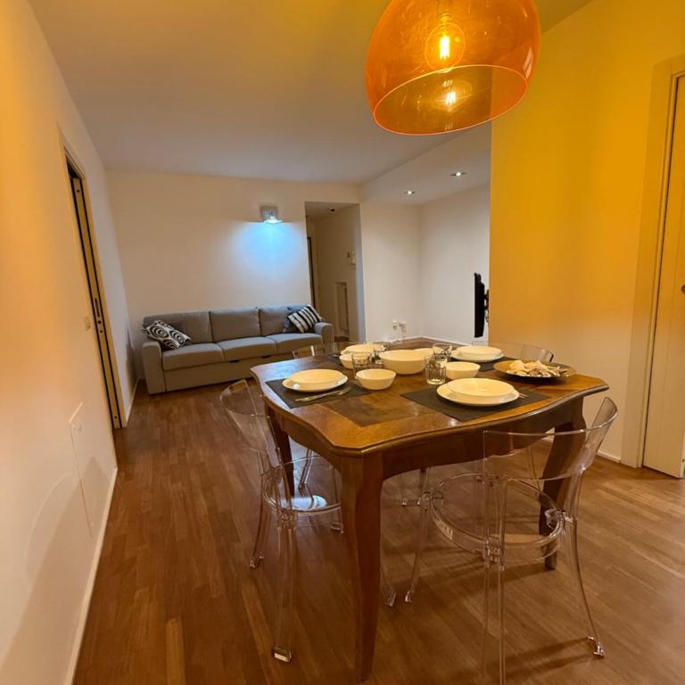 Rimini centro - Residenza Romy con giardino - 5 posti letto - Two-Bedroom Apartment - 3