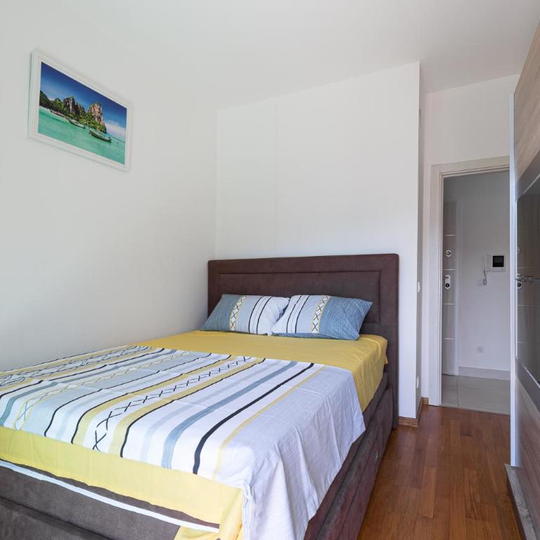 Partial sea view heaven - One-Bedroom Apartment - 15
