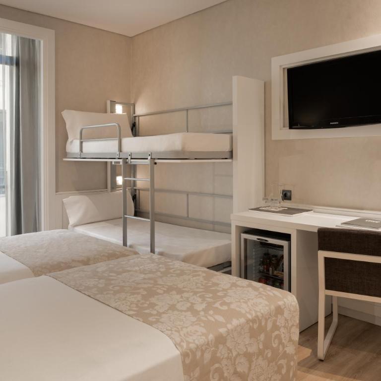 Catalonia Puerta del Sol - Habitación Familiar (2 adultos y 2 niños) - 5