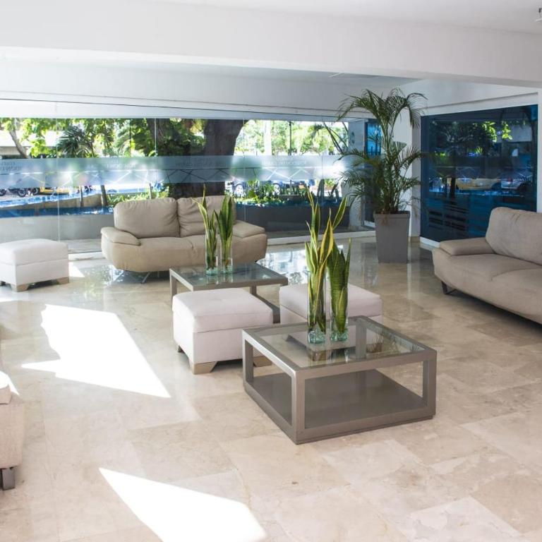 Alojamiento en Torres del Lago - Three-Bedroom Apartment with View - 12