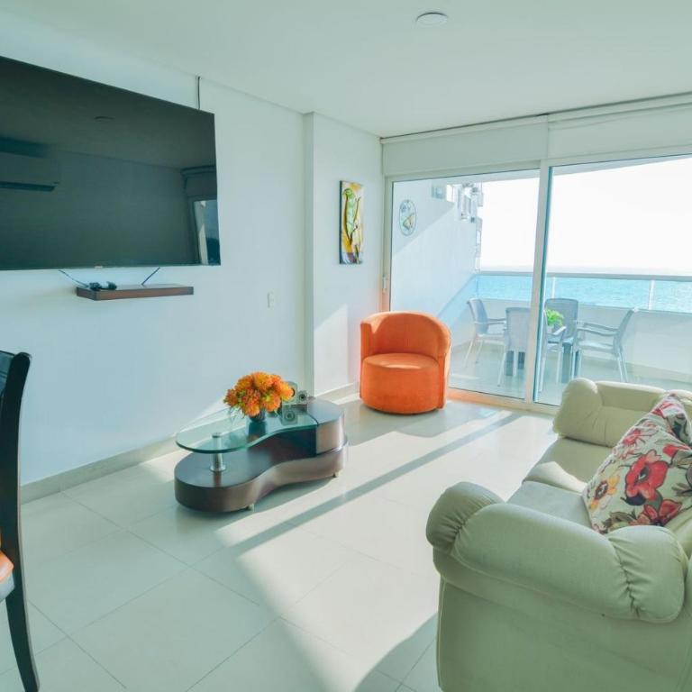 Alojamiento en Torres del Lago - Three-Bedroom Apartment with View - 22