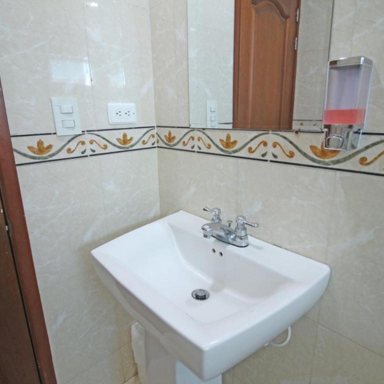 Alojamiento en Torres del Lago - Three-Bedroom Apartment with View - 23