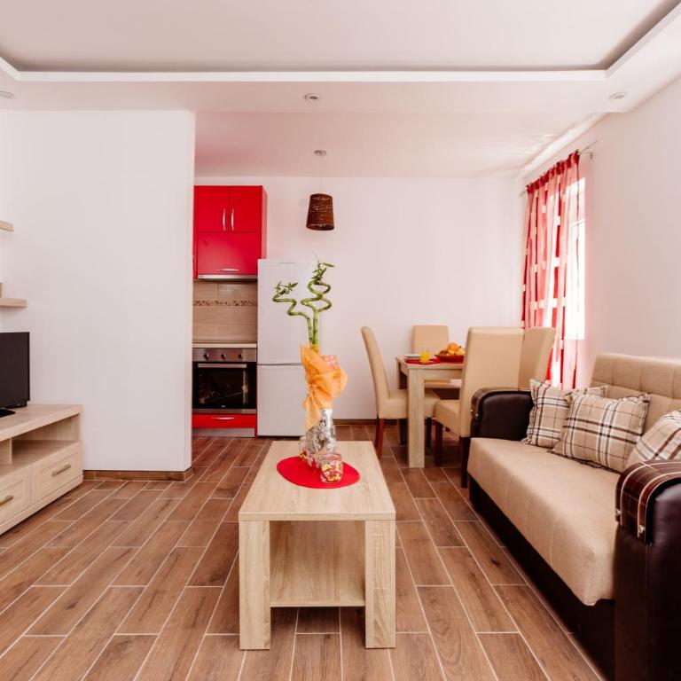 Dream Vacation Apartments - Studio - 12