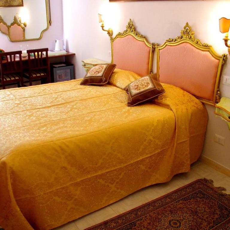 Casalbergo - Deluxe Double or Twin Room - 2