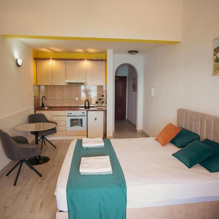 Apartments "Belle Vue" - Studio with Sea View - 11