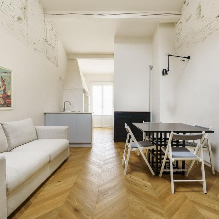 Elegant Apartment in the Heart of Florence - Appartamento con 1 Camera da Letto e Balcone - 1