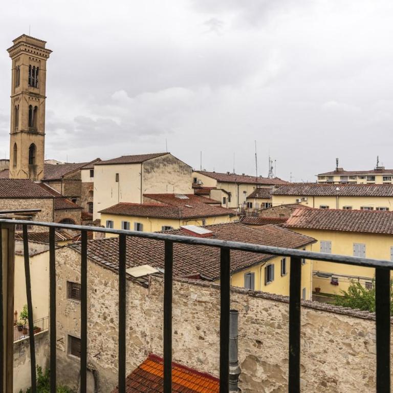 Elegant Apartment in the Heart of Florence - Appartamento con 1 Camera da Letto e Balcone - 3