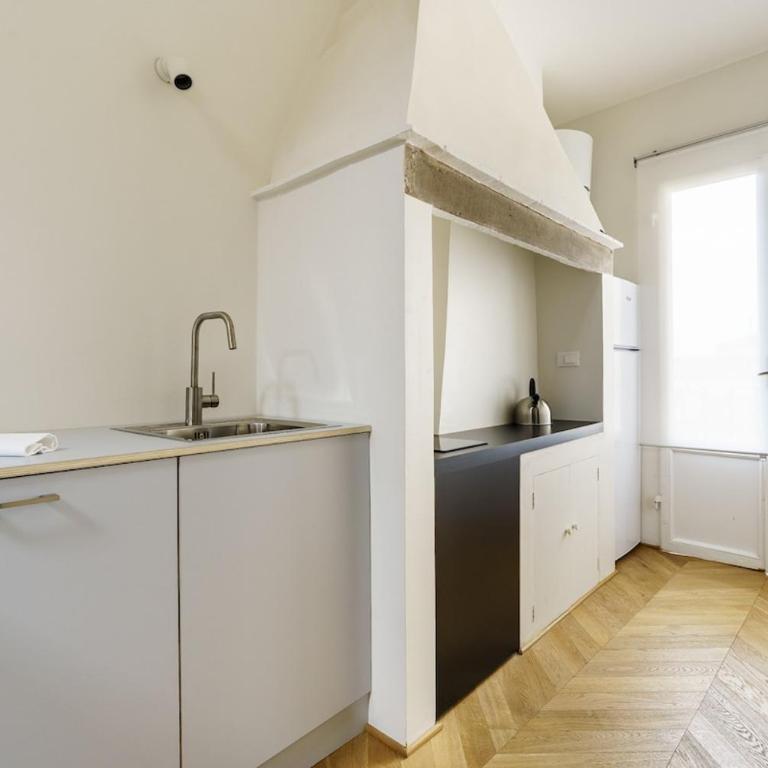 Elegant Apartment in the Heart of Florence - Appartamento con 1 Camera da Letto e Balcone - 22