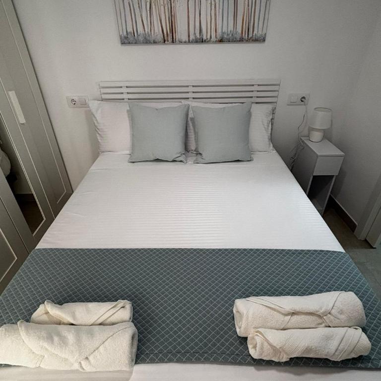 Coco-Cay Beach Bungalow - Three-Bedroom Apartment - 15