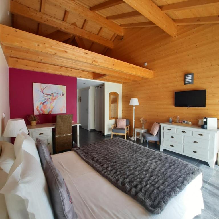 Au Cœur des Lacs - Chambres d'hôtes & spa - Chambre Double avec Terrasse - Mauselaine - 1