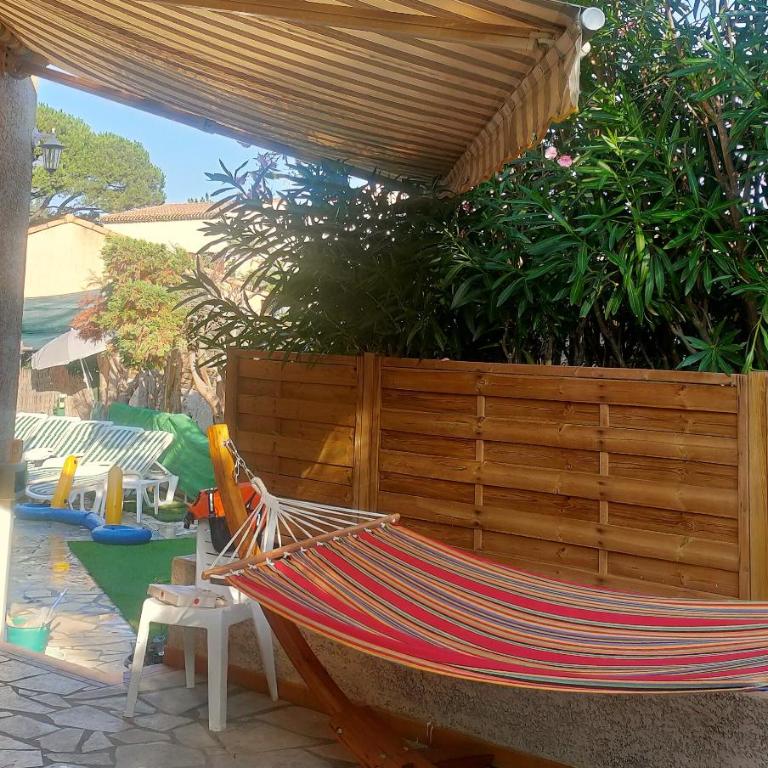Maison Villa d'exception meublée piscine privée & cheminée a 2min plage et commerces - Villa - 20