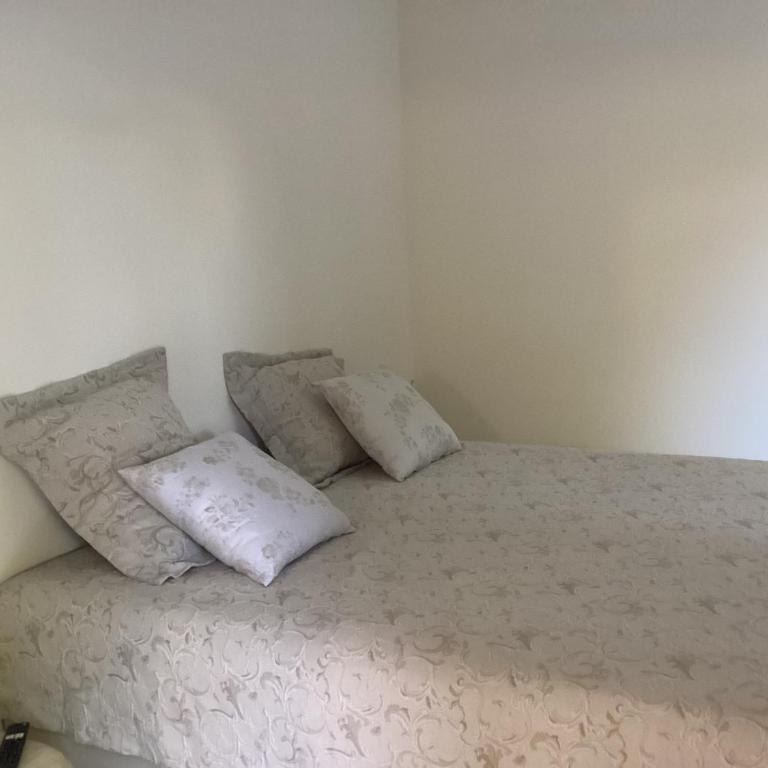 Cocon paradisiaque avec piscine, terrasse, jardin au calme absolu - Appartement 1 Chambre - 22
