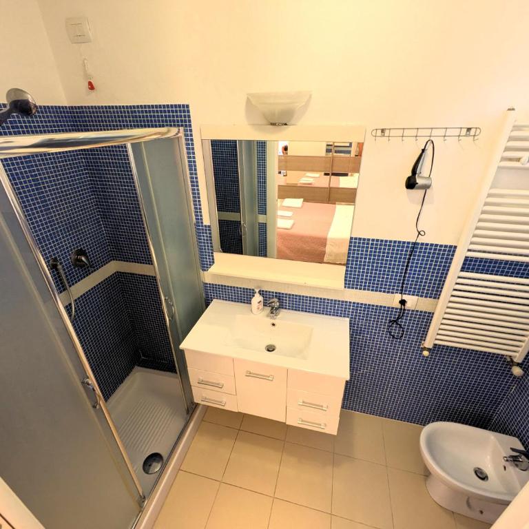 Affittacamere Casa Brajan - Camera Matrimoniale con Bagno Privato - 21
