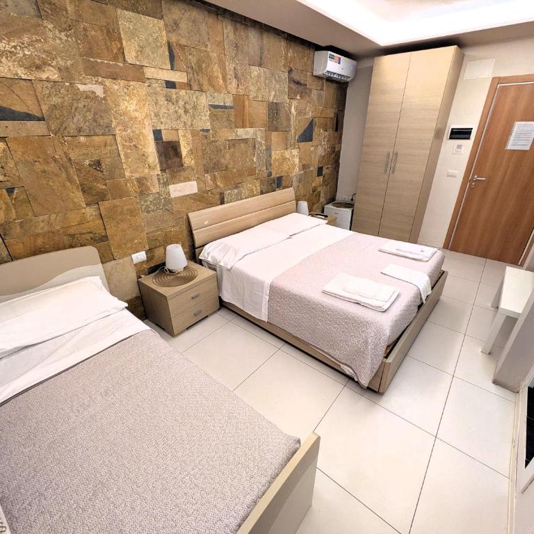 Affittacamere Casa Brajan - Camera Matrimoniale con Bagno Privato - 33