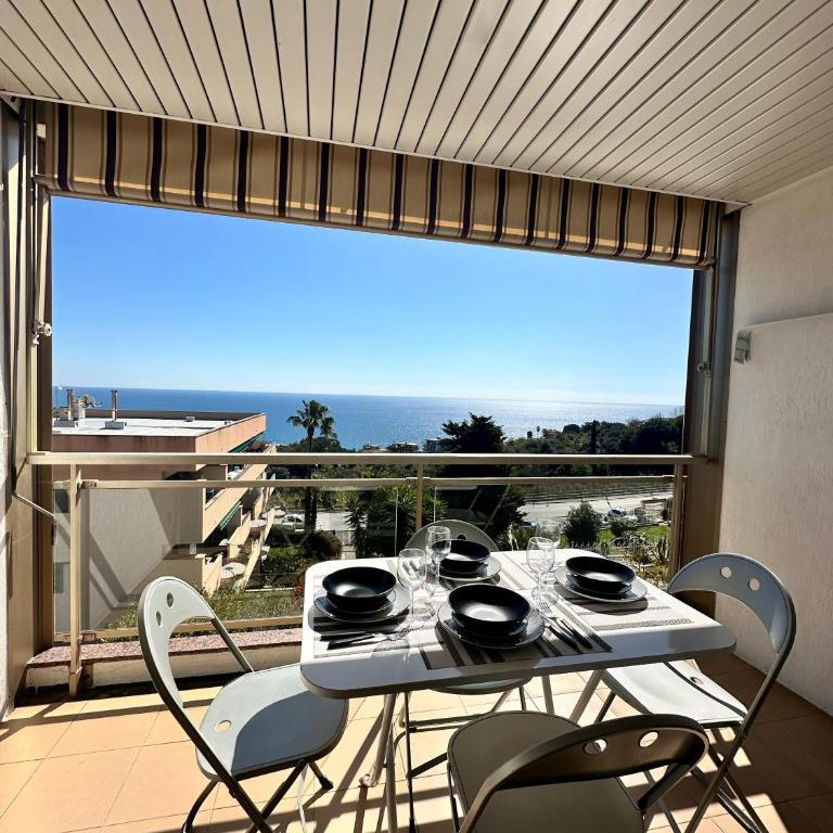 Casarey - Apartment with Balcony - 4