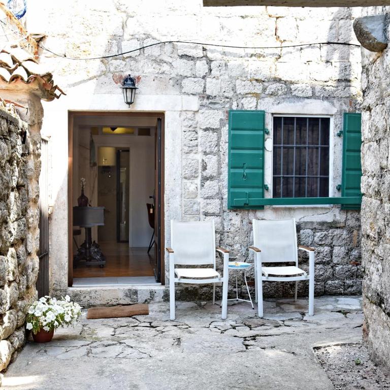 Regina di Dobrota - Studio - 16